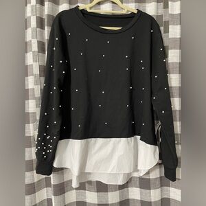 Amazon Black and White Sweatshirt with Pearl Accents